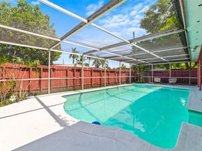 3007 SW 67th Way, Miramar FL 33023