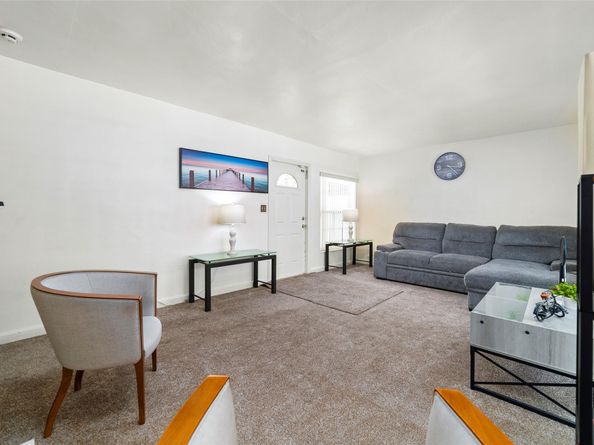 3007 SW 67th Way, Miramar FL 33023