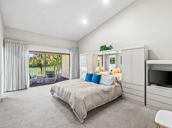 5335 10th Fairway Drive 3, Delray Beach FL 33484