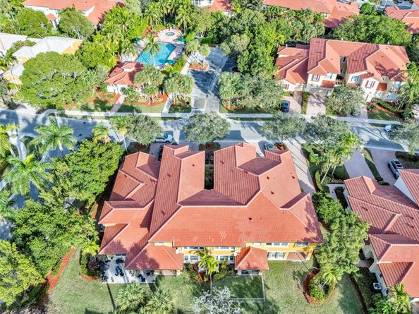 5782 NW 119th Dr, Coral Springs FL 33076