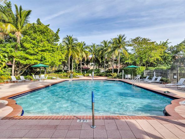 5782 NW 119th Dr, Coral Springs FL 33076