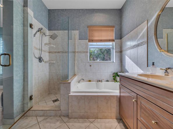 5782 NW 119th Dr, Coral Springs FL 33076