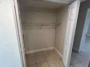 7805 NW 70th Ave, Tamarac FL 33321