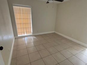 7805 NW 70th Ave, Tamarac FL 33321