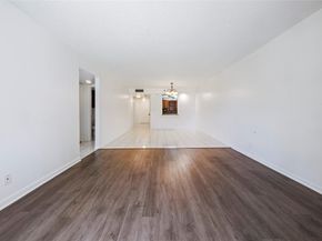 3150 W Rolling Hills Cir 210, Davie FL 33328