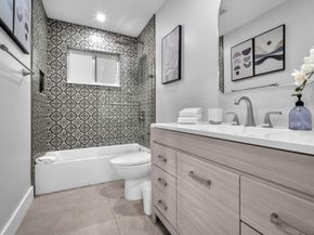 3231 N 38th St, Hollywood FL 33021