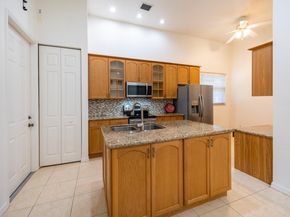 830 NW 122nd Ave, Plantation FL 33325
