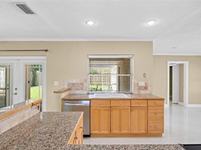 2025 NW 38th St, Oakland Park FL 33309