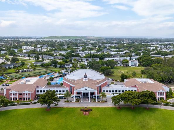 182 Farnham H, Deerfield Beach FL 33442