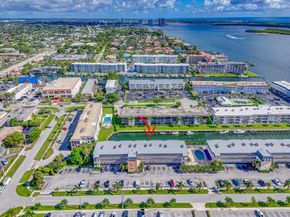 131 Doolen Court 304, North Palm Beach FL 33408