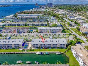 131 Doolen Court 304, North Palm Beach FL 33408