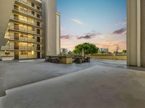 1811 Jefferson St 203, Hollywood FL 33020