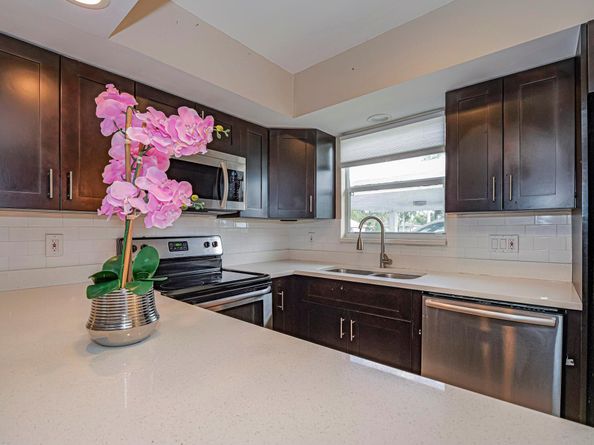 13867 Eastpointe Way, Palm Beach Gardens FL 33418