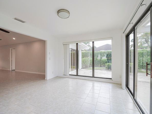 13867 Eastpointe Way, Palm Beach Gardens FL 33418