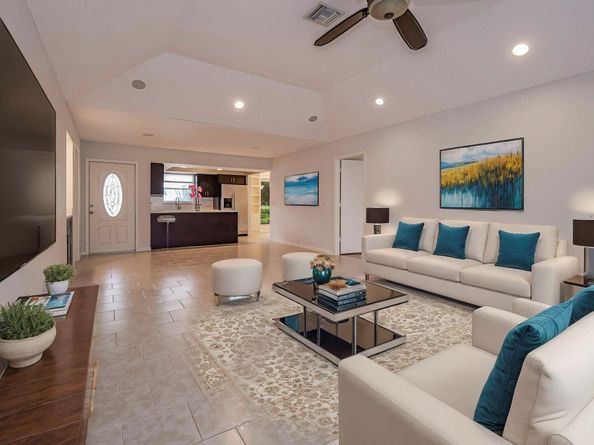 13867 Eastpointe Way, Palm Beach Gardens FL 33418