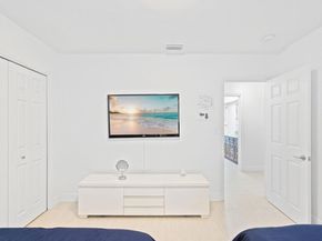 5921 SW 17th Ct, Plantation FL 33317