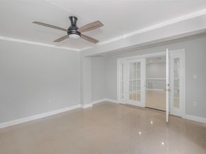 1040 NW 191st Ave, Pembroke Pines FL 33029