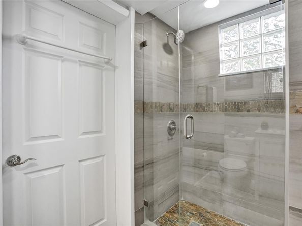 9444 NW 46th St, Sunrise FL 33351