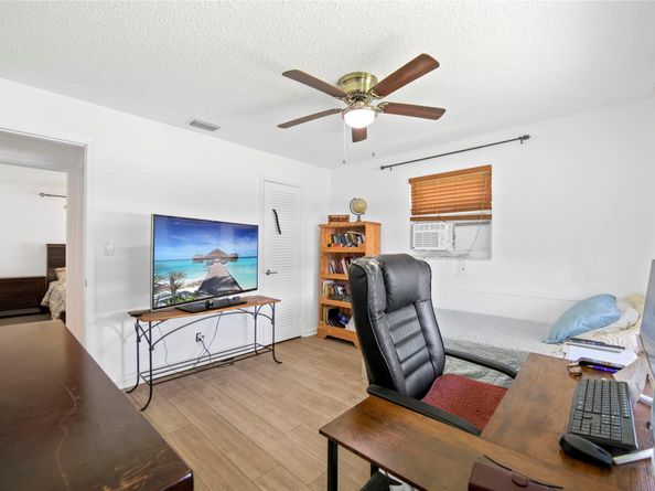 220 S Golf Blvd, Pompano Beach FL 33064