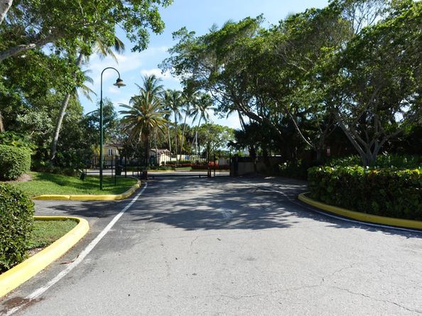1120 Lake Shore Drive 205, Lake Park FL 33403