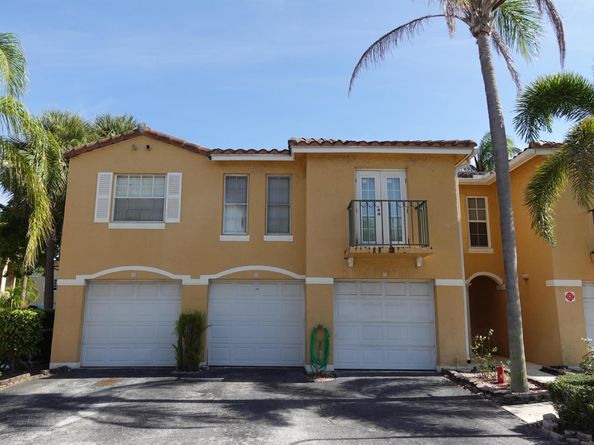 1120 Lake Shore Drive 205, Lake Park FL 33403