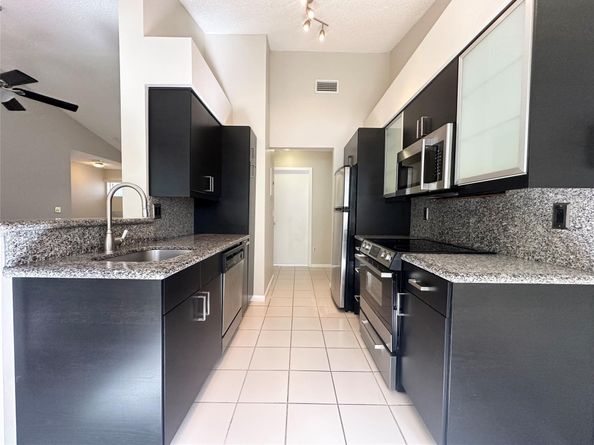 9202 NW 9th Ct 9202, Plantation FL 33324