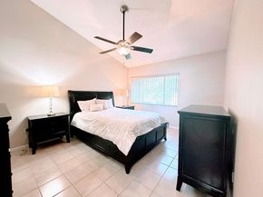 9202 NW 9th Ct 9202, Plantation FL 33324