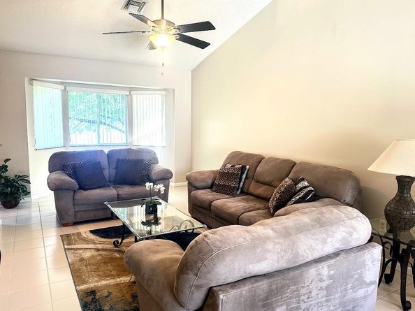 9202 NW 9th Ct 9202, Plantation FL 33324