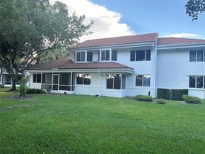 9202 NW 9th Ct 9202, Plantation FL 33324