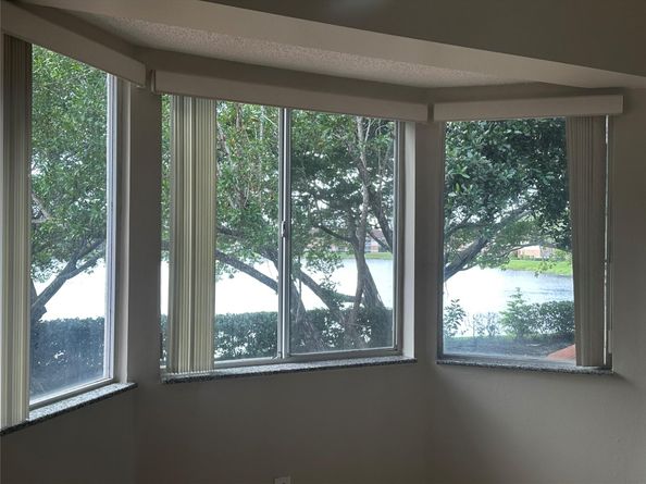 9202 NW 9th Ct 9202, Plantation FL 33324