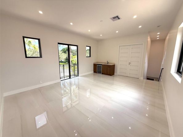 2931 SW 139th Ter, Davie FL 33330
