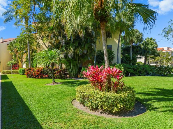 7535 La Paz Blvd 301, Boca Raton FL 33433