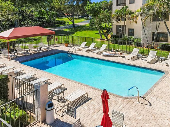 7535 La Paz Blvd 301, Boca Raton FL 33433