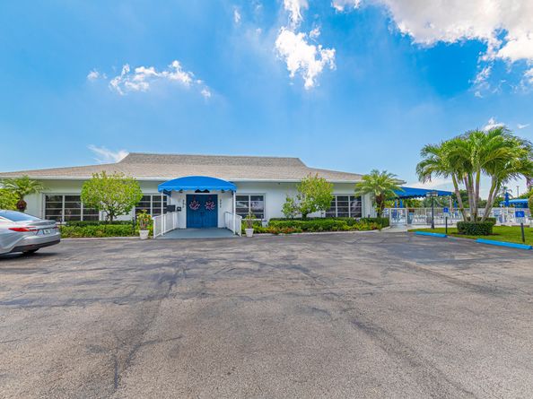 180 High Point Terrace E C, Delray Beach FL 33445