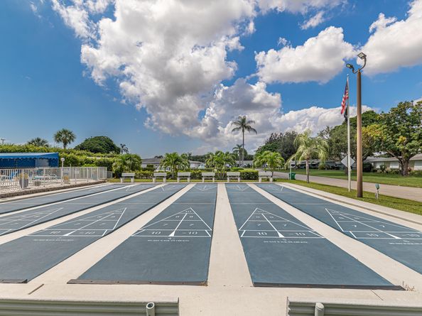 180 High Point Terrace E C, Delray Beach FL 33445