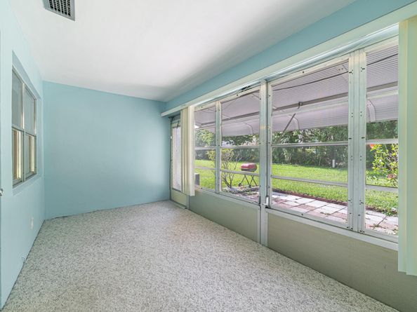 180 High Point Terrace E C, Delray Beach FL 33445