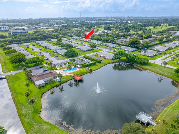 180 High Point Terrace E C, Delray Beach FL 33445