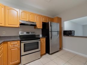 120 Sparrow Drive 314, Royal Palm Beach FL 33411