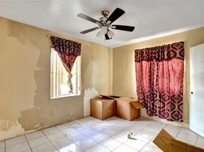 57 NW 68th St, Miami FL 33150