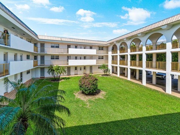 5501 NW 2nd Avenue 208, Boca Raton FL 33487