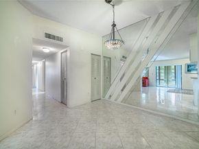 7612 Ashmont Cir 7612, Tamarac FL 33321