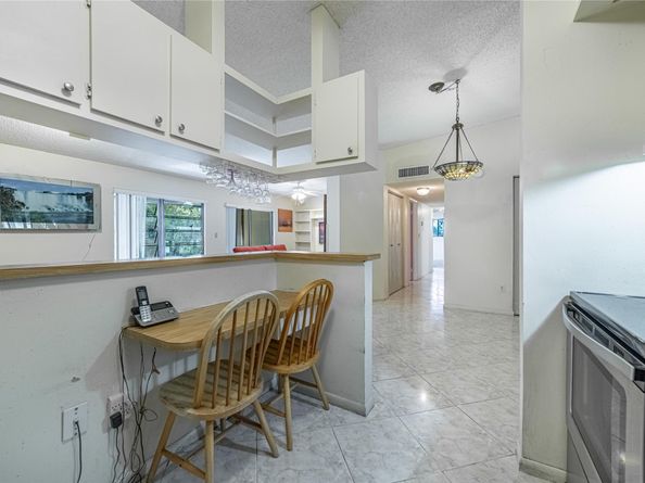 7612 Ashmont Cir 7612, Tamarac FL 33321