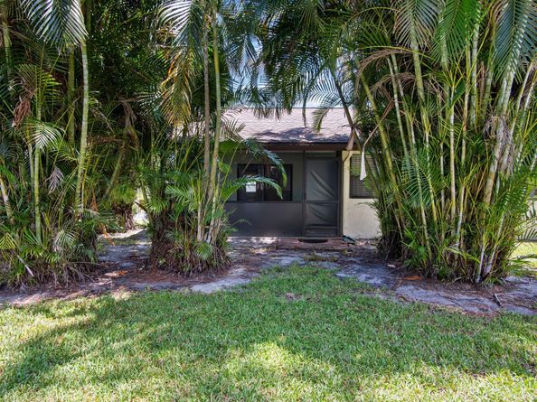 105 Rose Bay Court, Royal Palm Beach FL 33411