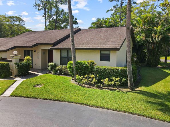 105 Rose Bay Court, Royal Palm Beach FL 33411