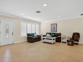 1007 SE 6th St, Deerfield Beach FL 33441
