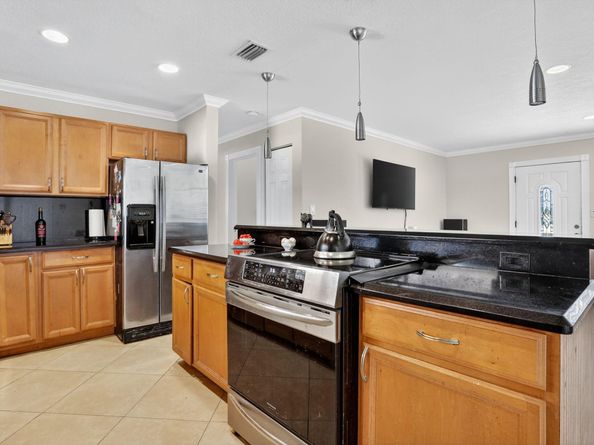 1007 SE 6th St, Deerfield Beach FL 33441