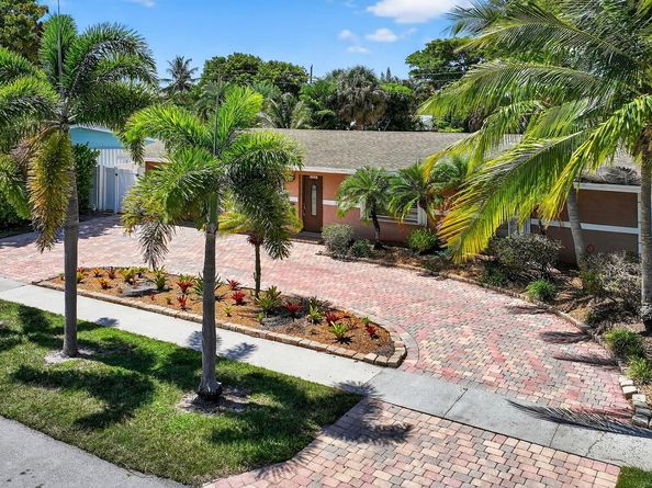 1007 SE 6th St, Deerfield Beach FL 33441