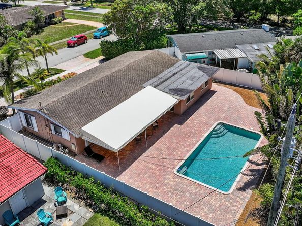 1007 SE 6th St, Deerfield Beach FL 33441
