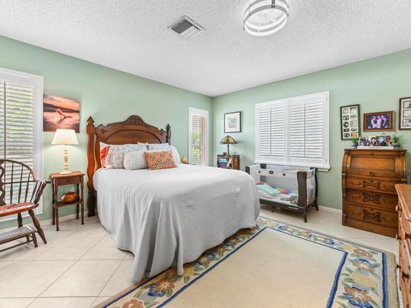 5113 Poppy Place 201, Delray Beach FL 33484
