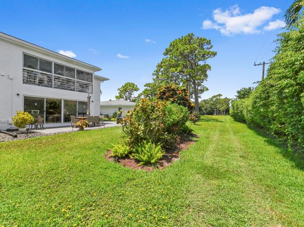 5113 Poppy Place 201, Delray Beach FL 33484